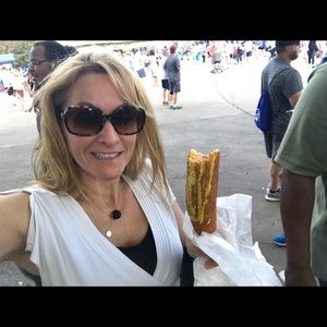 Meet your Posher, Loro